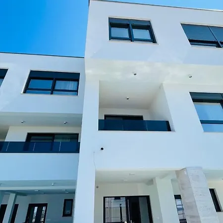 Neru I Holiday home Vodice